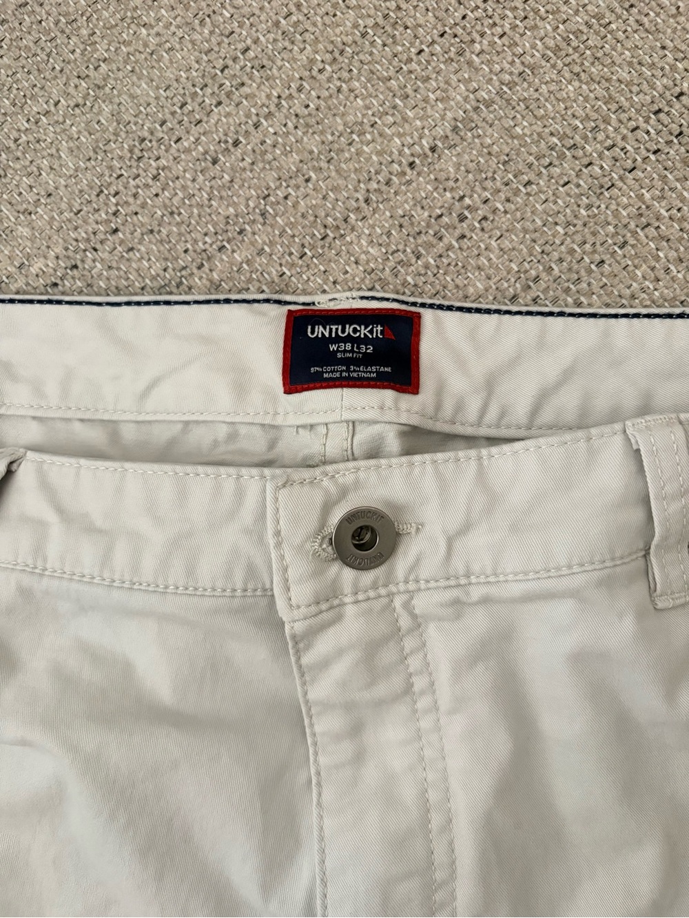UNTUCKit Men’s Slim Chino Pants in Off-White